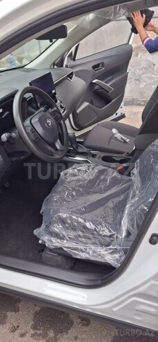 Toyota Corolla Cross 2025, 100 km - 2.0 л - Bakı