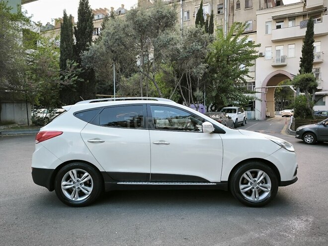 Hyundai ix35 2010, 281,000 km - 2.0 l - Bakı