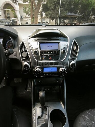 Hyundai ix35 2010, 281,000 km - 2.0 l - Bakı