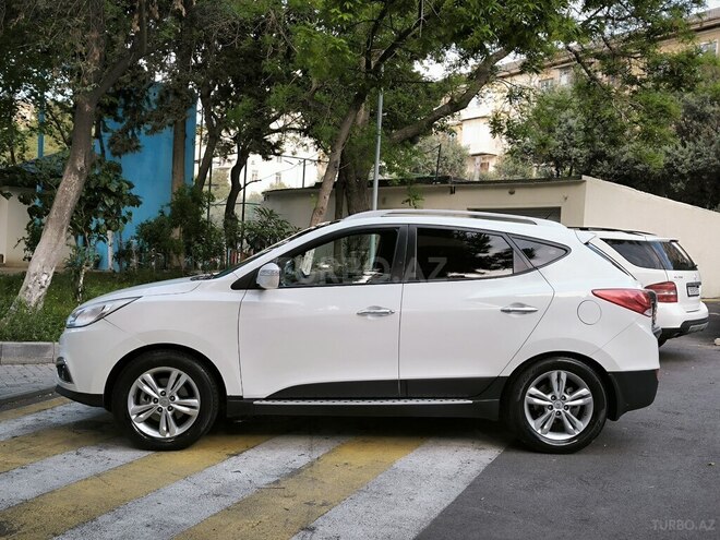 Hyundai ix35 2010, 281,000 km - 2.0 l - Bakı