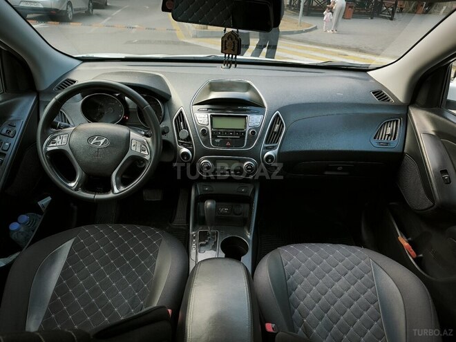 Hyundai ix35 2010, 281,000 km - 2.0 l - Bakı