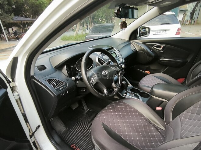 Hyundai ix35 2010, 281,000 km - 2.0 l - Bakı