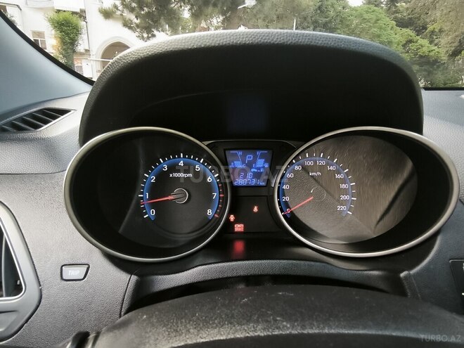Hyundai ix35 2010, 281,000 km - 2.0 l - Bakı