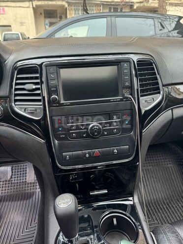 Jeep Grand Cherokee 2012, 277,000 km - 3.6 l - Bakı