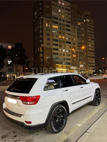 Jeep Grand Cherokee 2012, 277,000 km - 3.6 l - Bakı