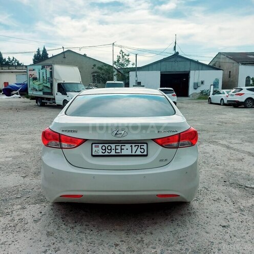 Hyundai Elantra 2013, 250,000 km - 1.8 l - Bakı