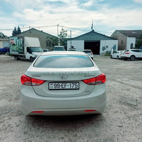 Hyundai Elantra 2013, 250,000 km - 1.8 l - Bakı
