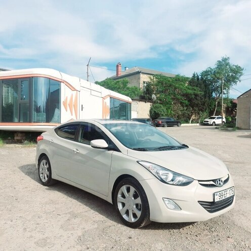 Hyundai Elantra 2013, 250,000 km - 1.8 l - Bakı