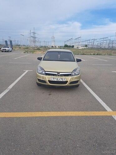 Opel Astra 2004, 348,000 km - 1.4 l - Mingəçevir