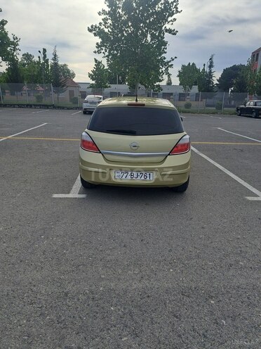 Opel Astra 2004, 348,000 km - 1.4 l - Mingəçevir