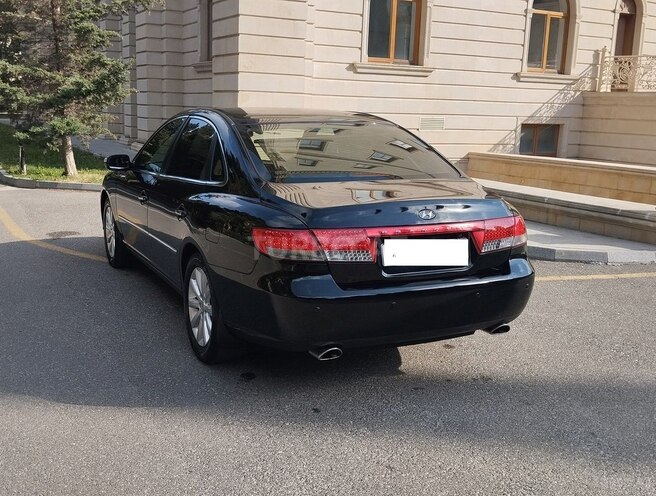 Hyundai Grandeur 2009, 290,000 km - 2.7 л - Bakı