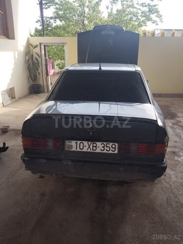 Mercedes 190 1991, 300,000 km - 2.0 l - Gəncə