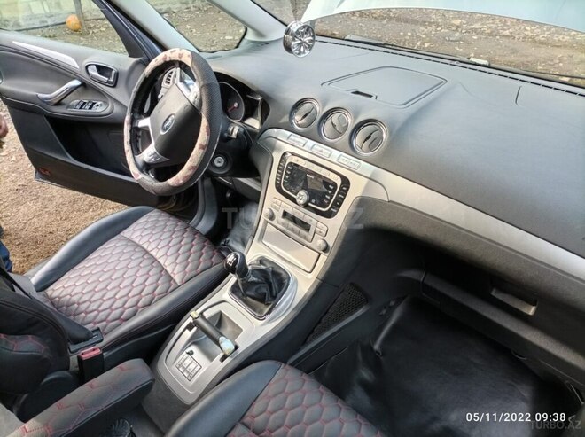 Ford Galaxy 2008, 298,000 km - 1.8 l - Tovuz