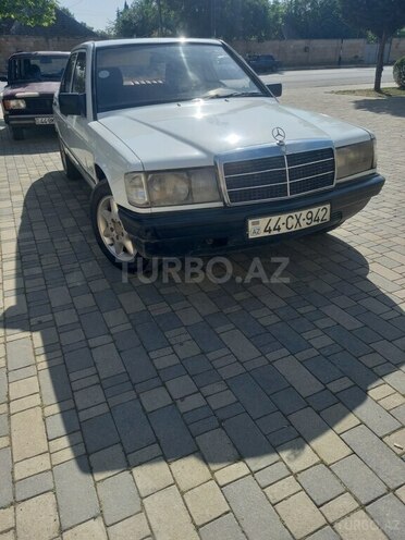 Mercedes 190 1985, 500,000 km - 2.0 l - Masallı