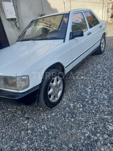 Mercedes 190 1985, 500,000 km - 2.0 l - Masallı