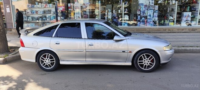 Opel Vectra 2000, 310,000 km - 2.0 l - Gəncə