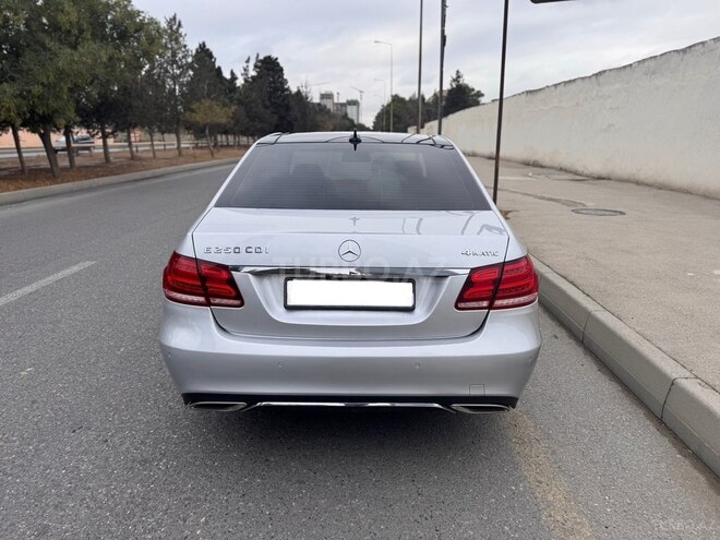 Mercedes E 250 4MATIC 2014, 198,000 km - 2.2 l - Bakı