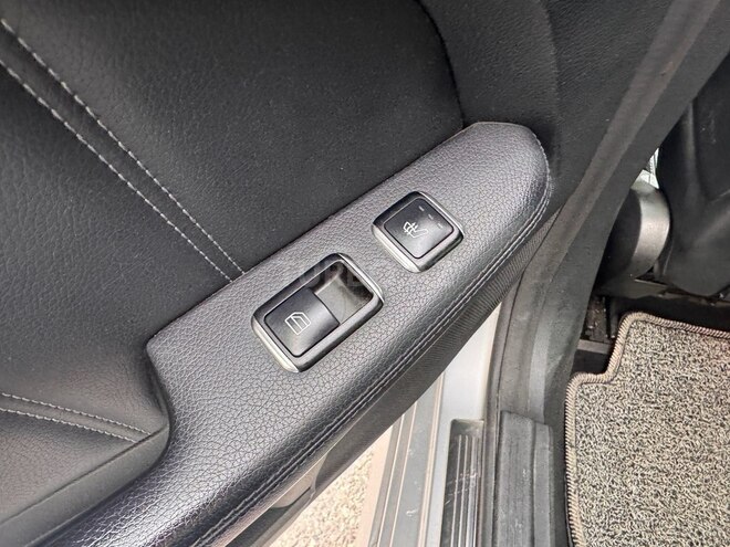 Mercedes E 250 4MATIC 2014, 198,000 km - 2.2 l - Bakı