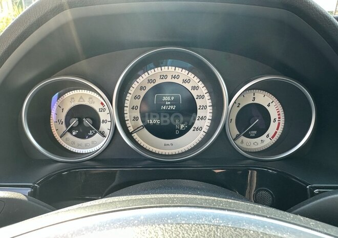 Mercedes E 250 4MATIC 2014, 198,000 km - 2.2 l - Bakı