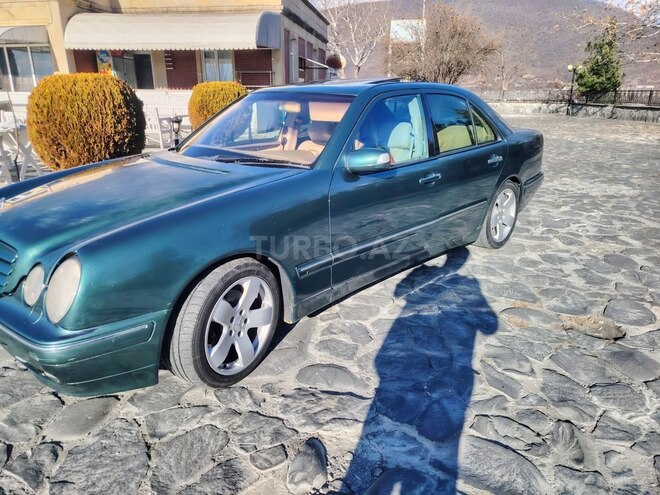 Mercedes E 320 2001, 387,392 km - 3.2 l - Balakən
