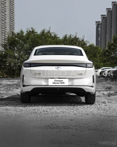 Changan Qiyuan A05-2