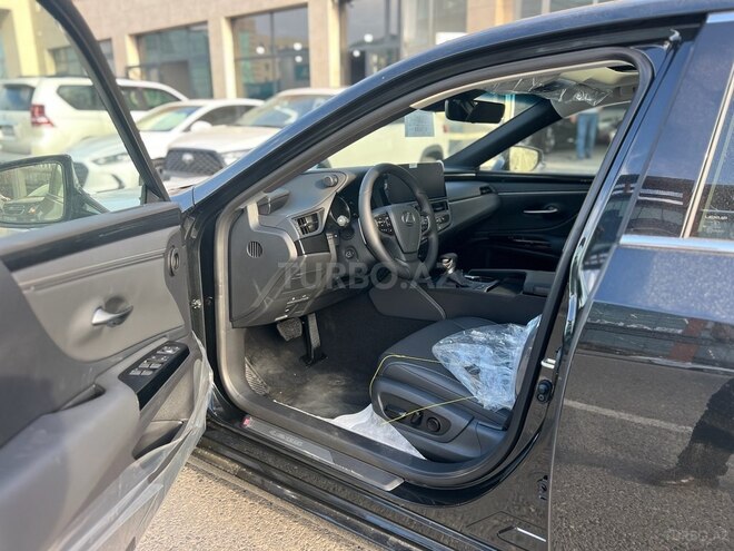 Lexus ES 300h 2025, 0 km - 2.5 l - Bakı