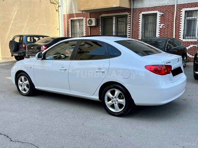 Hyundai Elantra 2009, 220,000 km - 2.0 l - Bakı