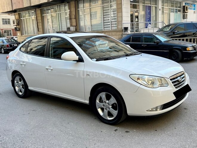 Hyundai Elantra 2009, 220,000 km - 2.0 l - Bakı