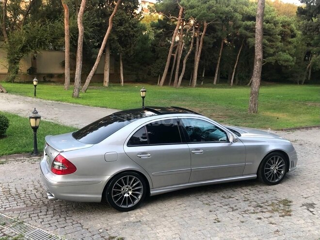Mercedes E 320 2002, 285,000 km - 3.2 l - Bakı