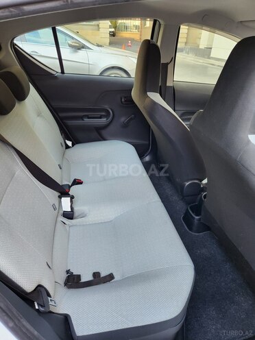 Toyota Aqua 2018, 68,000 km - 1.5 l - Bakı