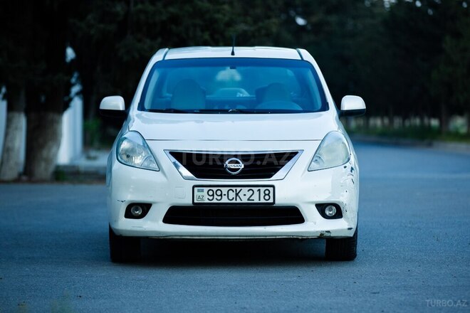 Nissan Sunny 2012, 242,000 km - 1.6 л - Bakı