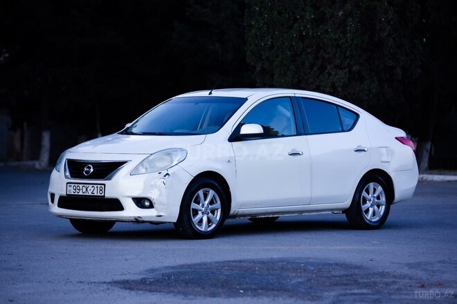 Nissan Sunny 2012, 242,000 km - 1.6 л - Bakı