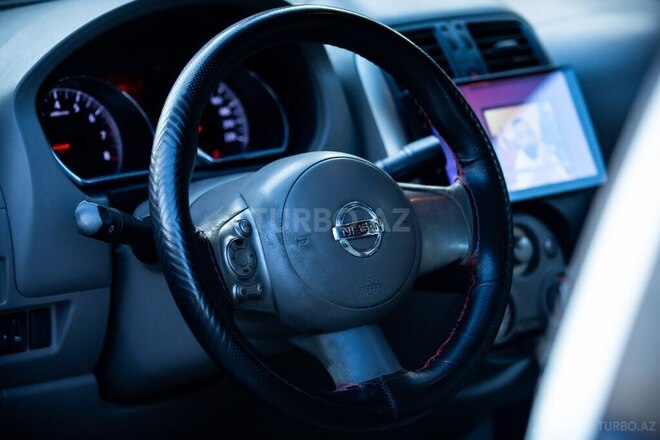 Nissan Sunny 2012, 242,000 km - 1.6 л - Bakı