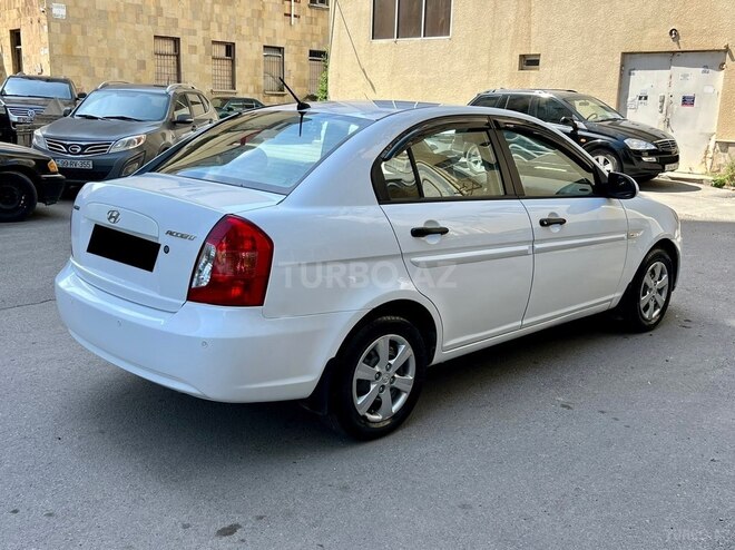 Hyundai Accent 2010, 220,000 km - 1.4 l - Bakı