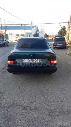 Mercedes E 200 d 1988, 394,900 km - 2.0 l - Bakı