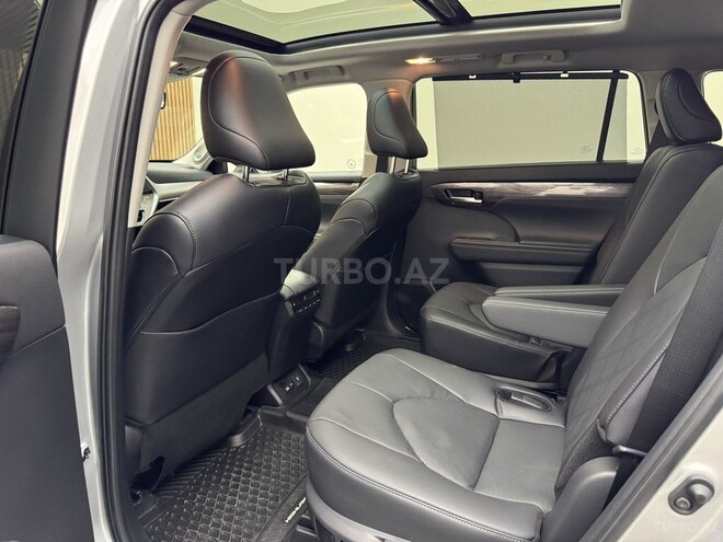 Toyota Highlander-26