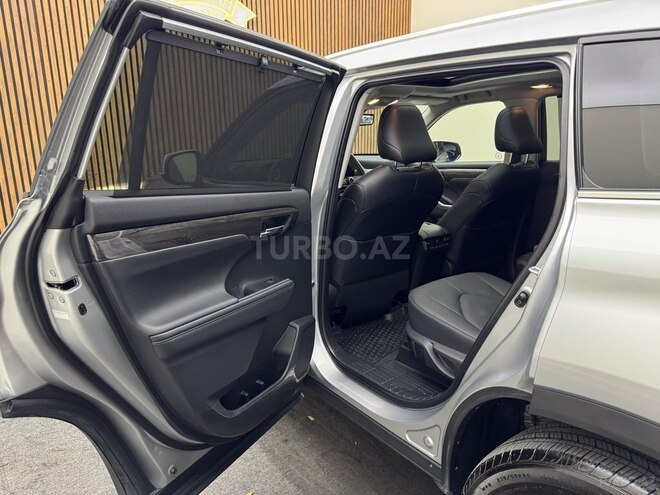 Toyota Highlander-25