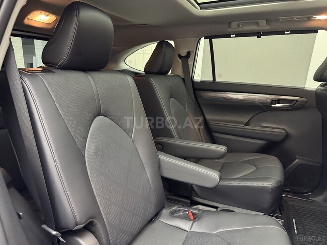 Toyota Highlander-27