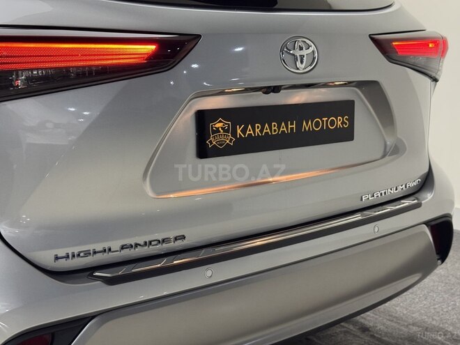 Toyota Highlander-7