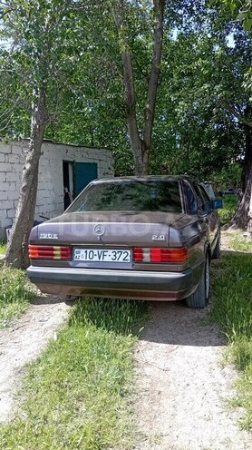 Mercedes 190 1992, 300,000 km - 2.0 л - Beyləqan