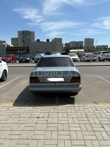 Mercedes E 200 d 1993, 350,580 km - 2.0 л - Bakı