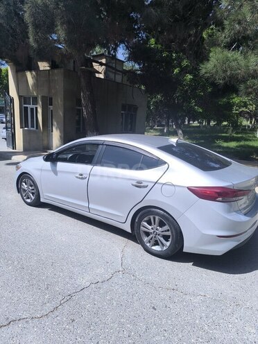 Hyundai Elantra 2016, 172,712 km - 2.0 l - Bakı