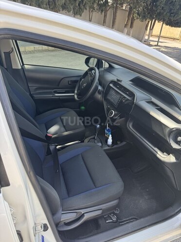 Toyota Aqua 2019, 98,200 km - 1.5 l - Bakı