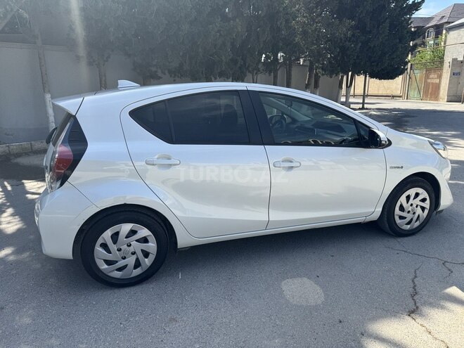Toyota Aqua 2019, 98,200 km - 1.5 l - Bakı