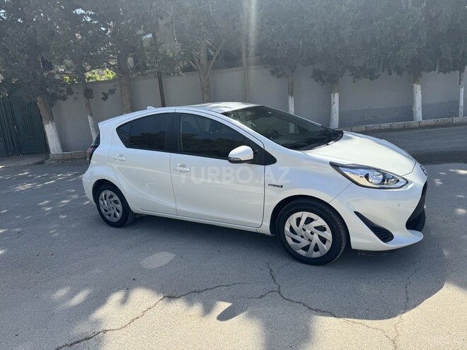 Toyota Aqua 2019, 98,200 km - 1.5 l - Bakı