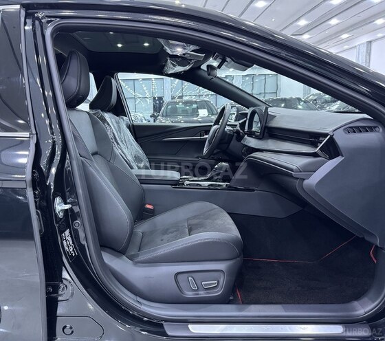 Toyota Camry-11