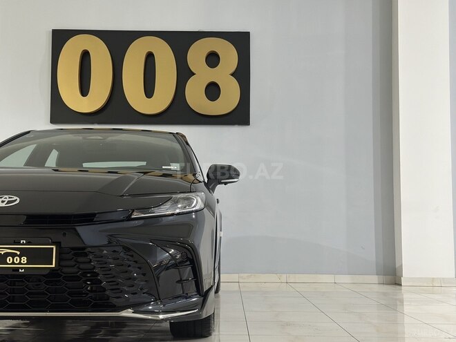Toyota Camry-7
