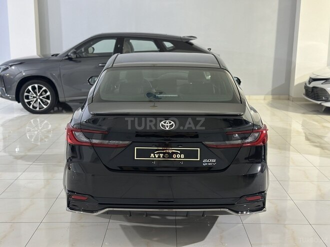Toyota Camry-10