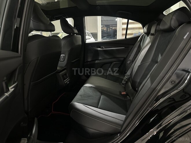 Toyota Camry-19