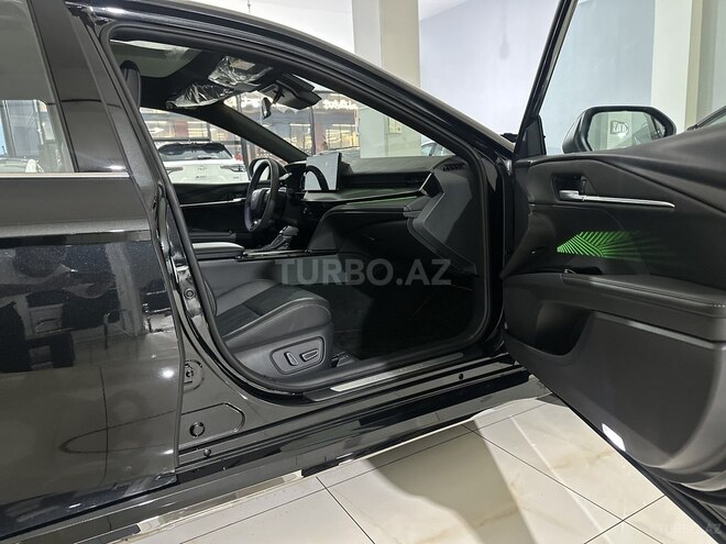 Toyota Camry-17